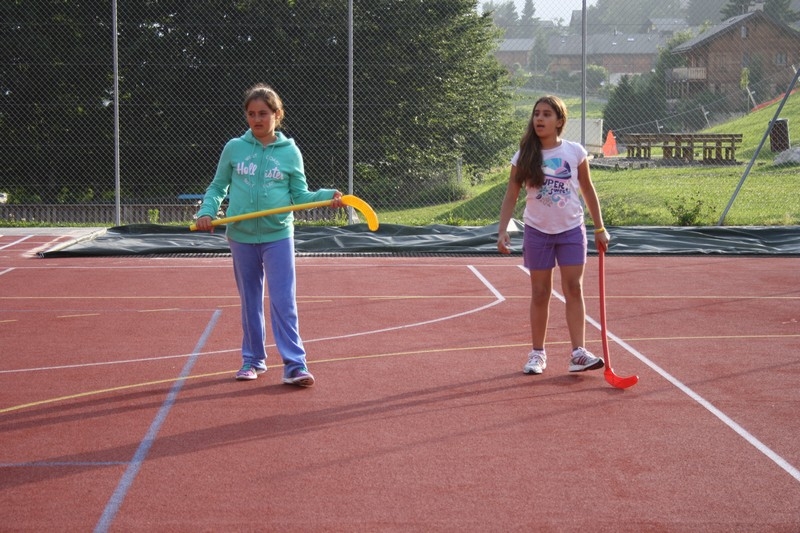Village Camps International Summer Camp Leysin, Switzerland 2025-08-09 https://www.villagecamps.com/journals_admin/images/693-23-street hockey (13).jpg